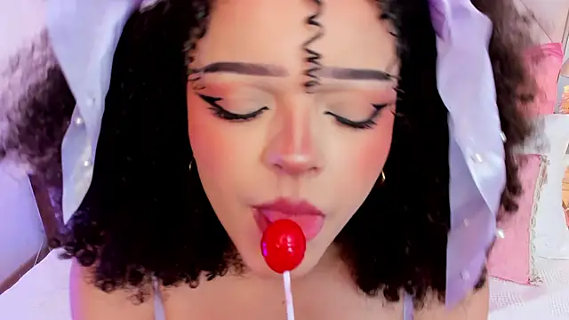 LilBoonew online show from 11-18-25, 12:31