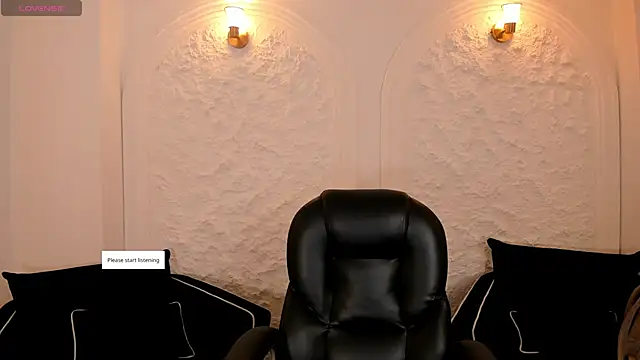 Snapshot of SarahYates chatting on 05-09-26, 03:45 SarahYates online show from 05-09-26, 03:45