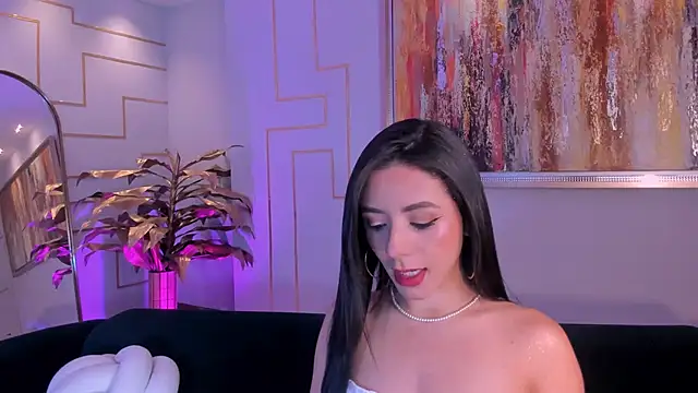 Snapshot of IsabellaMoreau chatting on 10-11-25, 01:09 IsabellaMoreau online show from 10-11-25, 01:09