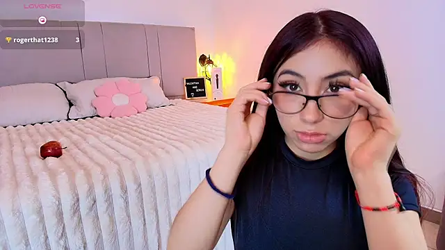 Snapshot of Kurttsinner chatting on 10-05-25, 04:44 Kurttsinner online show from 10-05-25, 04:44