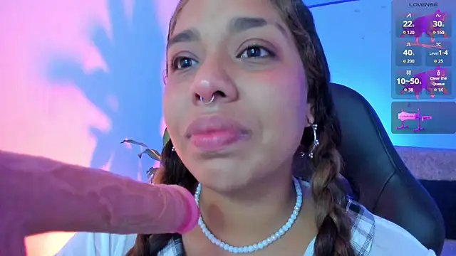 giselle upp online show from 11-30-25, 04:49