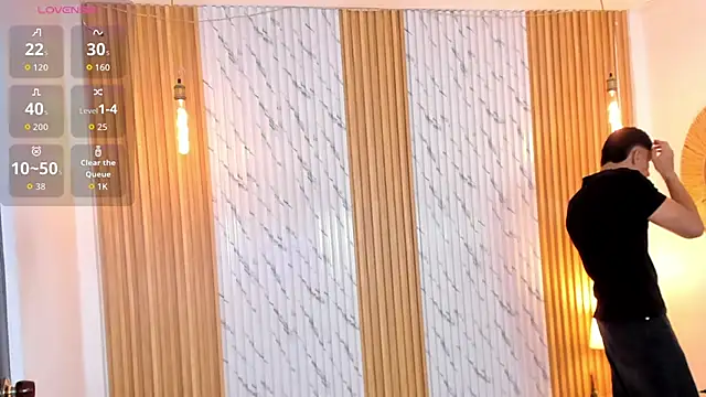 Snapshot of thomas_walker0 chatting on 10-03-25, 02:14 thomas walker0 online show from 10-03-25, 02:14