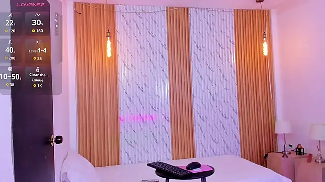 Snapshot of thomas_walker0 chatting on 10-27-25, 12:20 thomas walker0 online show from 10-27-25, 12:20