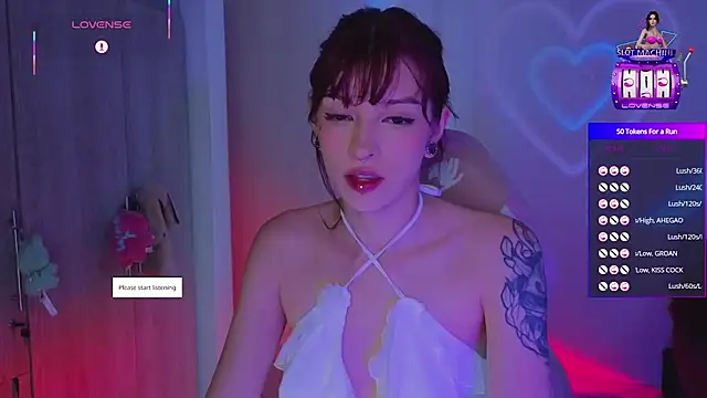 Snapshot of Moonlightt_21 chatting on 01-18-26, 09:18 Moonlightt 21 online show from 01-18-26, 09:18