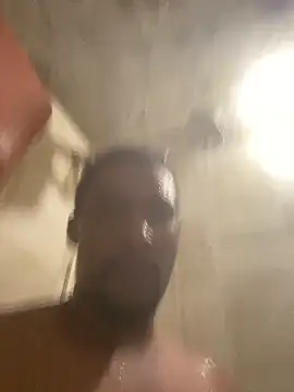 Snapshot of freedmar chatting on 02-12-26, 09:21 freedmar online show from 02-12-26, 09:21