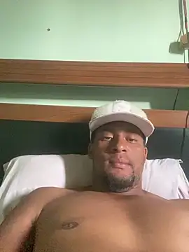 Snapshot of freedmar chatting on 03-10-26, 11:48 freedmar online show from 03-10-26, 11:48