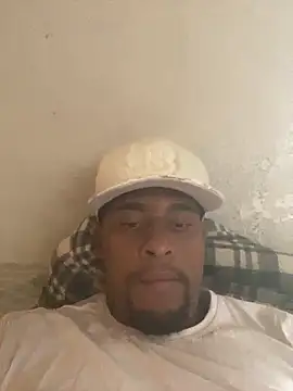 Snapshot of freedmar chatting on 03-27-26, 02:50 freedmar online show from 03-27-26, 02:50