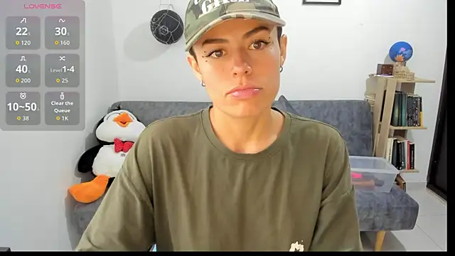 Snapshot of natt_op chatting on 09-29-25, 09:19 natt op online show from 09-29-25, 09:19