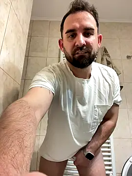 Snapshot of Shots_of_sperm chatting on 10-14-25, 12:00 Shots of sperm online show from 10-14-25, 12:00