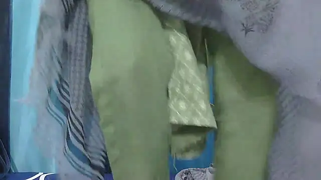 Aarti misty71 online show from 01-09-26, 04:37