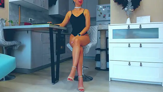 MadinaBrown online show from 10-21-25, 09:21