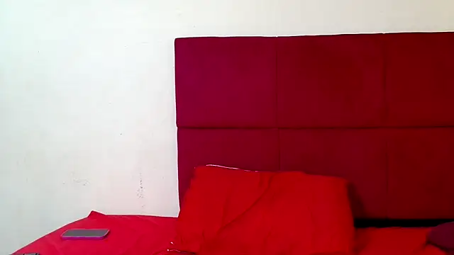 HugeTitisxx online show from 12-14-25, 01:16