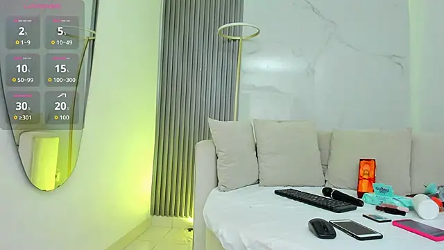 Snapshot of kiaratentation chatting on 10-19-25, 07:36 kiaratentation online show from 10-19-25, 07:36