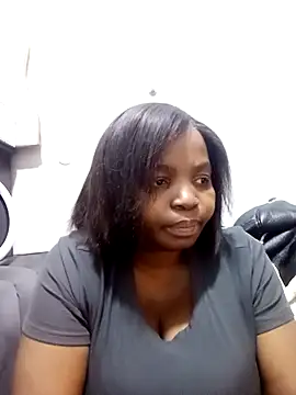 ShySexyBaddiexx online show from 11-25-25, 05:13