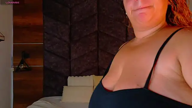 JenaCooper  online show from 04-27-26, 01:47