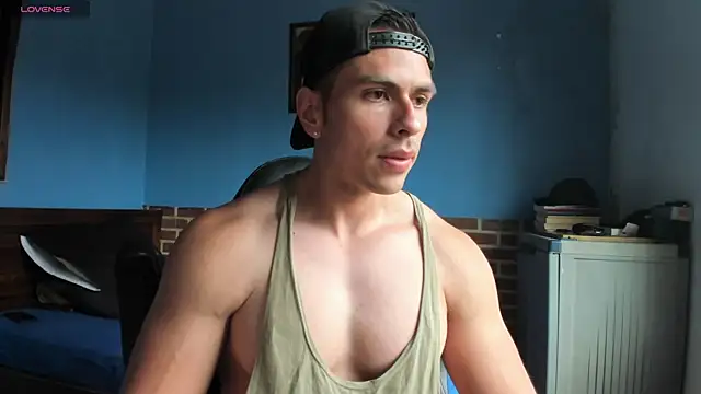 Snapshot of justinkarter chatting on 09-29-25, 05:29 justinkarter online show from 09-29-25, 05:29