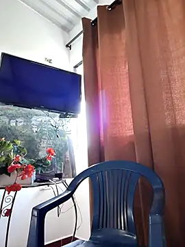 Hiroshi Shen online show from 10-18-25, 11:55