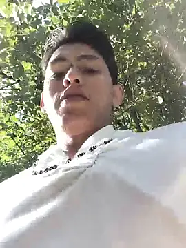 Hiroshi Shen online show from 04-09-26, 01:16