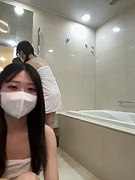 Snapshot of OSUSHI-CHAN chatting on 06-10-26, 03:44 OSUSHI-CHAN online show from 06-10-26, 03:44