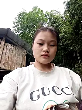 Snapshot of memeto_sexy chatting on 10-04-25, 08:45 memeto sexy online show from 10-04-25, 08:45