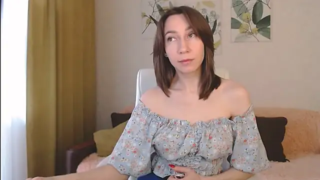 GoodGlamorGirl online show from 02-12-25, 05:05