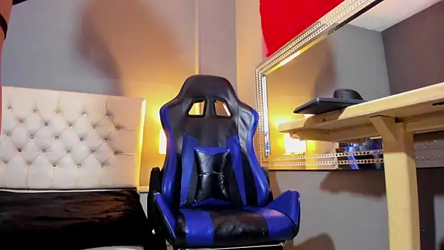 MiaMalkoba online show from 11-20-25, 12:49