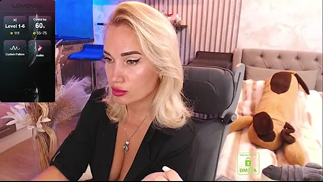 FreeBerryMILF online show from 07-14-26, 04:56