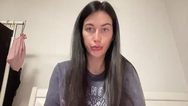 Snapshot of Talyo19 chatting on 11-02-25, 03:14 Talyo19 online show from 11-02-25, 03:14