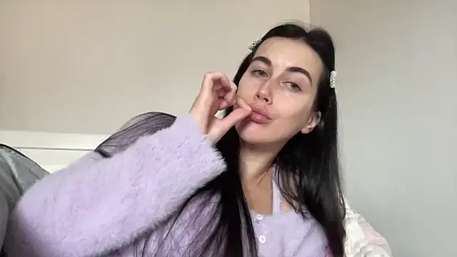 Snapshot of Talyo19 chatting on 11-07-25, 01:11 Talyo19 online show from 11-07-25, 01:11