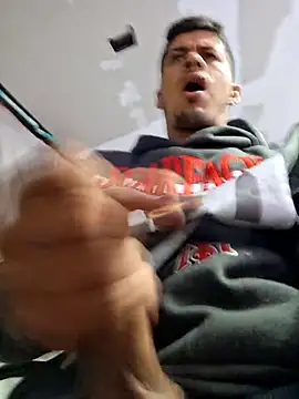 Snapshot of piterrr_hot chatting on 11-28-25, 12:19 piterrr hot online show from 11-28-25, 12:19