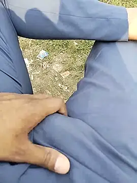 Snapshot of Dickdelhi chatting on 10-17-25, 08:50 Dickdelhi online show from 10-17-25, 08:50