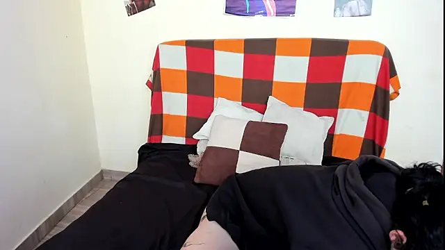 Snapshot of _hesttia chatting on 10-08-25, 09:12  hesttia online show from 10-08-25, 09:12