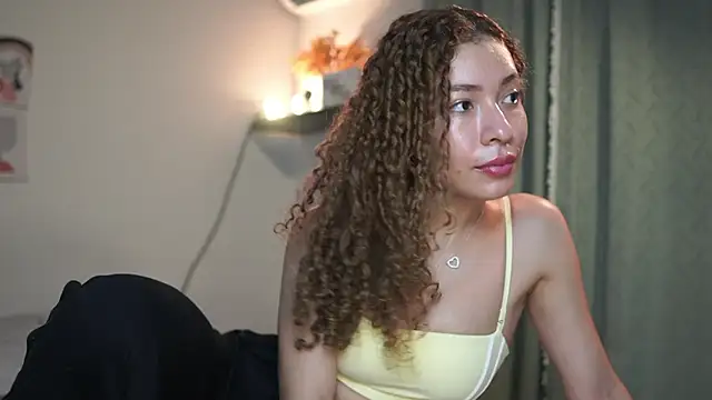 isabella-garcia- online show from 09-13-25, 12:54