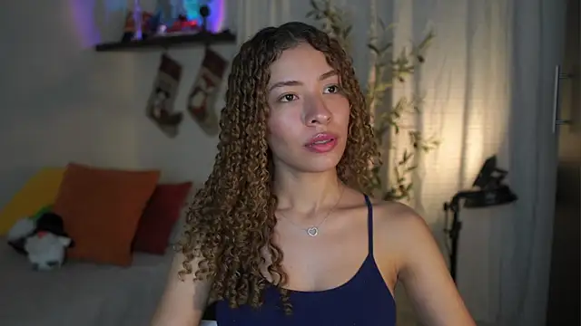 isabella-garcia- online show from 11-20-25, 02:23