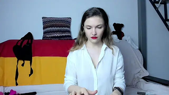 Snapshot of Katherine_Twilight chatting on 03-21-25, 03:57 Katherine Twilight online show from 03-21-25, 03:57