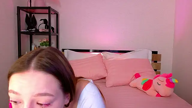 Snapshot of daddy_digger chatting on 11-18-25, 01:55 daddy digger online show from 11-18-25, 01:55