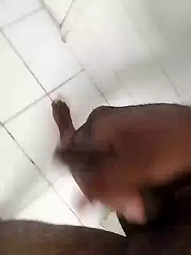 jsmorenoo online show from 10-28-25, 05:59