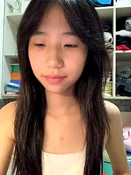 xiaotao-999 online show from 09-11-25, 04:51