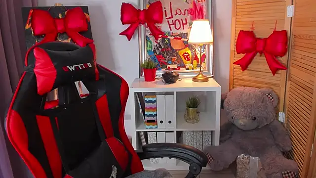 Snapshot of ayakskalermonss chatting on 02-15-26, 08:35 ayakskalermonss online show from 02-15-26, 08:35