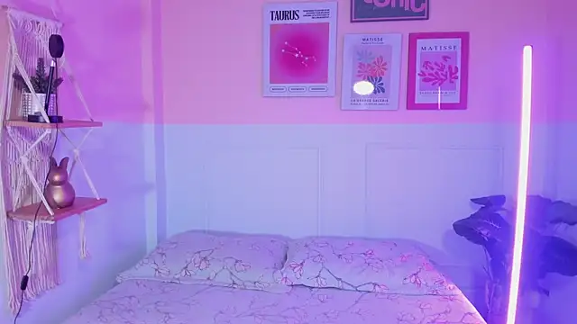 Camila Rivers online show from 09-17-25, 12:07