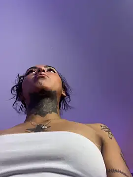 iamkatty  online show from 09-17-25, 04:52