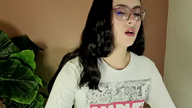 LiLLiAnderson online show from 09-26-25, 11:25