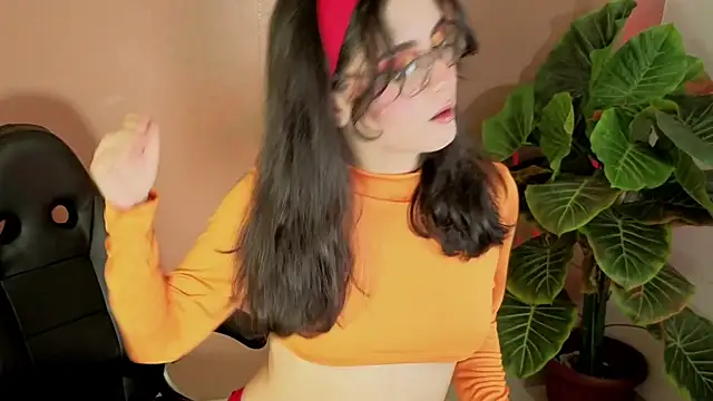 Snapshot of LiLLiAnderson chatting on 10-04-25, 11:41 LiLLiAnderson online show from 10-04-25, 11:41