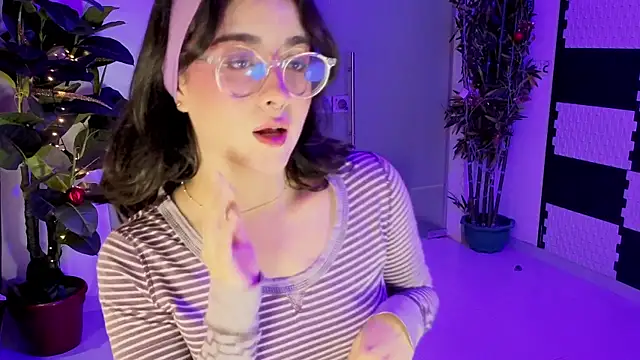 LiLLiAnderson online show from 01-10-26, 11:45