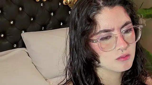 LiLLiAnderson online show from 04-27-26, 11:52