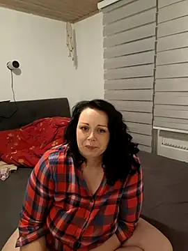 Snapshot of Chrissy_Christal chatting on 10-15-25, 07:03 Chrissy Christal online show from 10-15-25, 07:03