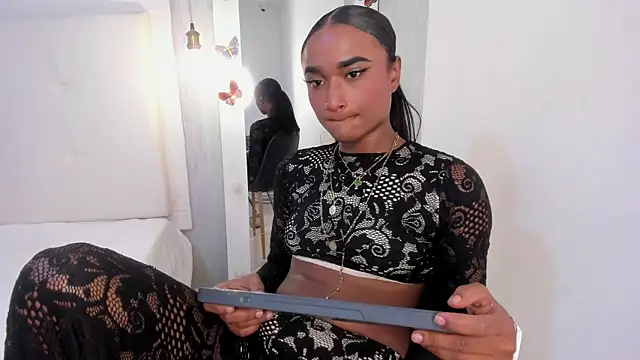 EsmeraldaNyx online show from 09-20-25, 09:27