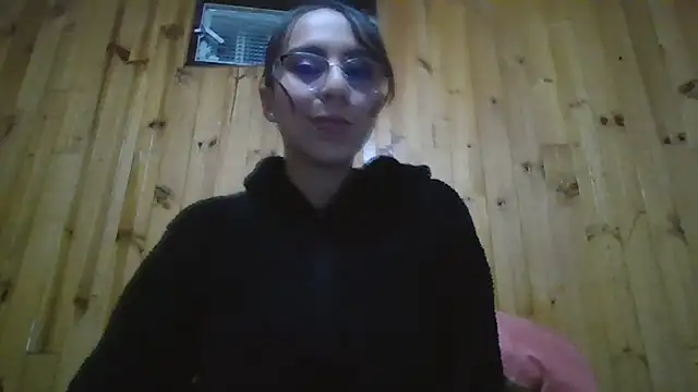 Roselingalvis13 online show from 11-19-25, 02:44