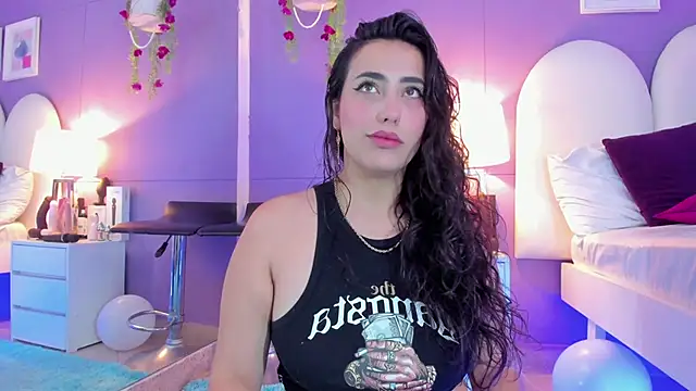 my aleja  online show from 10-04-25, 01:09