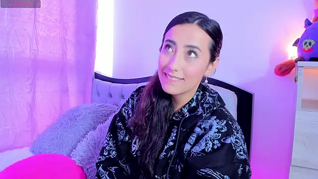 my aleja  online show from 04-25-26, 01:41